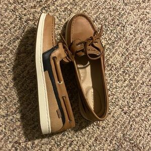 Sperry Tan and Black Boat Shoes